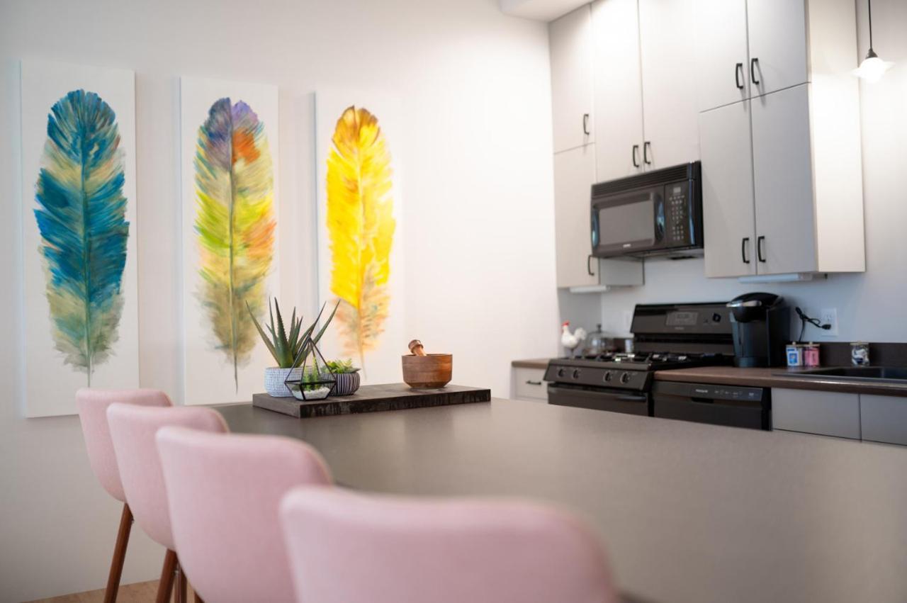 115 N Main Huge 2 Bedroom Unit On Main Street Saint Charles Eksteriør billede