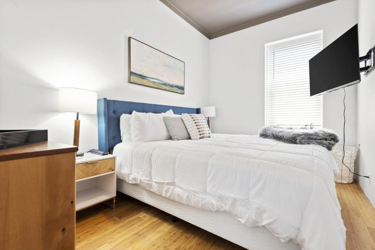 115 N Main Huge 2 Bedroom Unit On Main Street Saint Charles Eksteriør billede